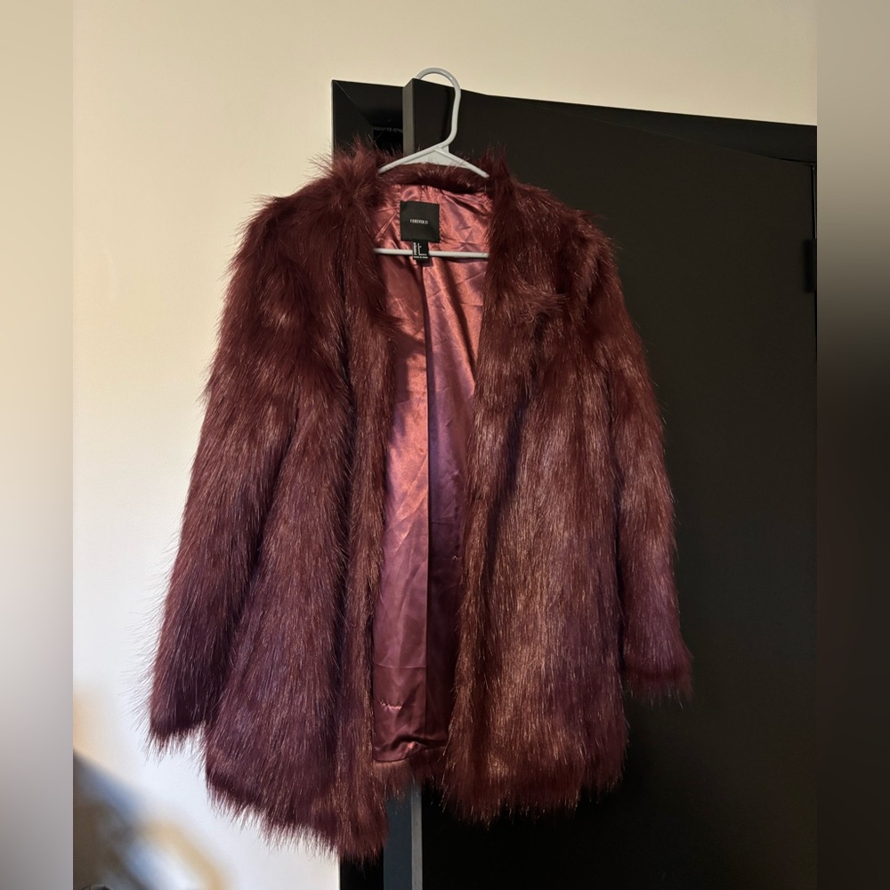 Forever 21 Dark Res Faux Fur Coat S